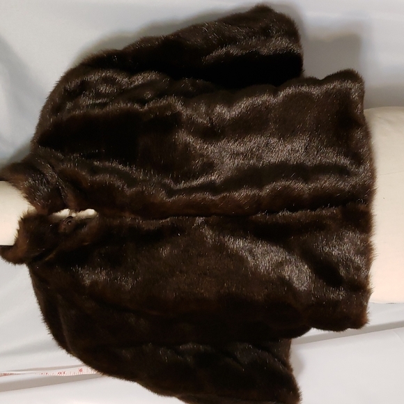 Neiman Marcus Jackets & Blazers - Stunning faux Sable capelet